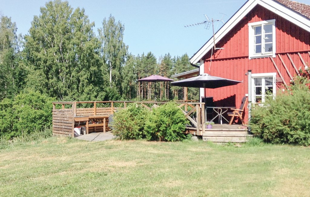 Stuga i Målilla, 6 bäddar – bild 3 av 5