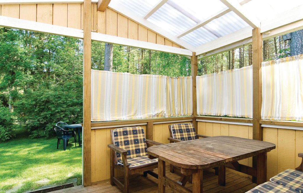 Stuga i Fristad, 5 bäddar – bild 3 av 5