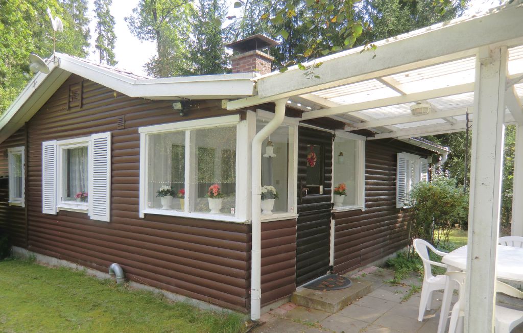 Apr 13, 2020 - Rent from people in Visseltofta, Sweden from 1514/night. Places to stay in Visseltofta Holiday cottage with 1 bedroom on 70m in Osby. Airbnb | Visseltofta - Skne County, Sweden - Airbnb