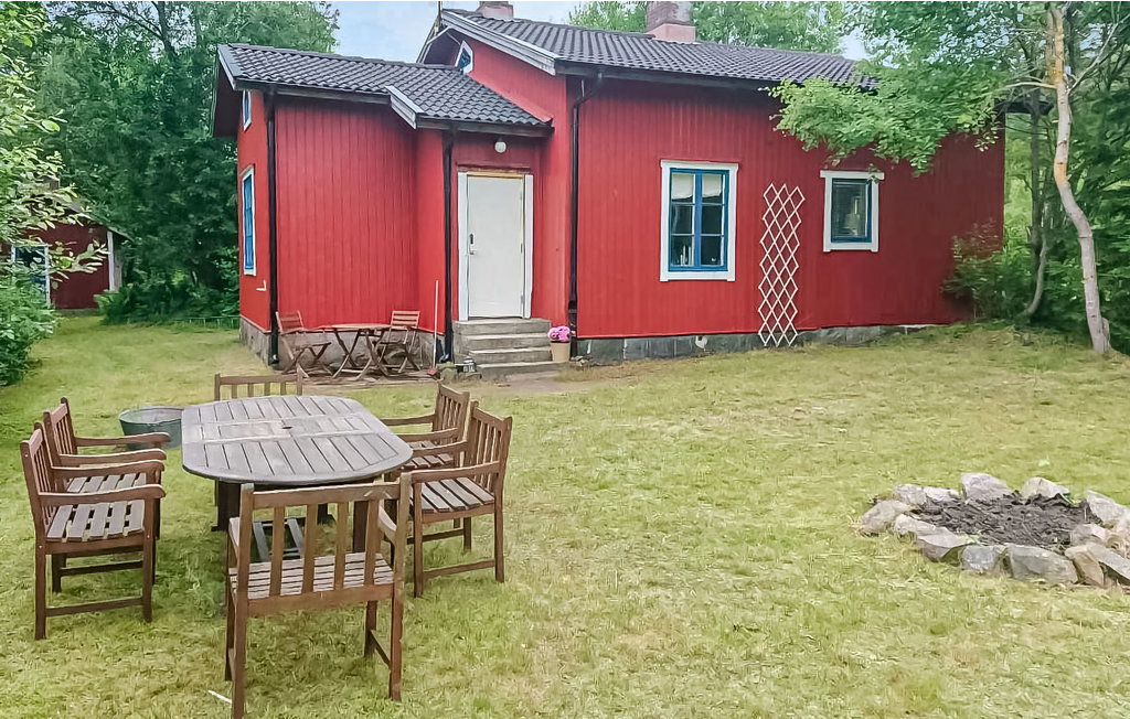 Stuga i Bjärnum, 6 bäddar – bild 1 av 5