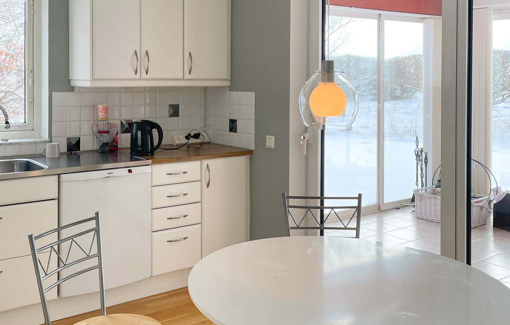 Stuga i Nybrostrand, 8 bäddar – bild 4 av 5