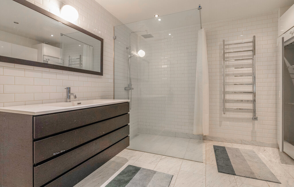 Semesterhus - Simrishamn , Sverige - S12137 24