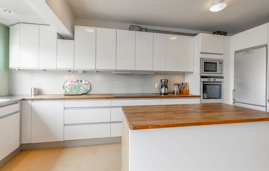 Semesterhus - Simrishamn , Sverige - S12137 6