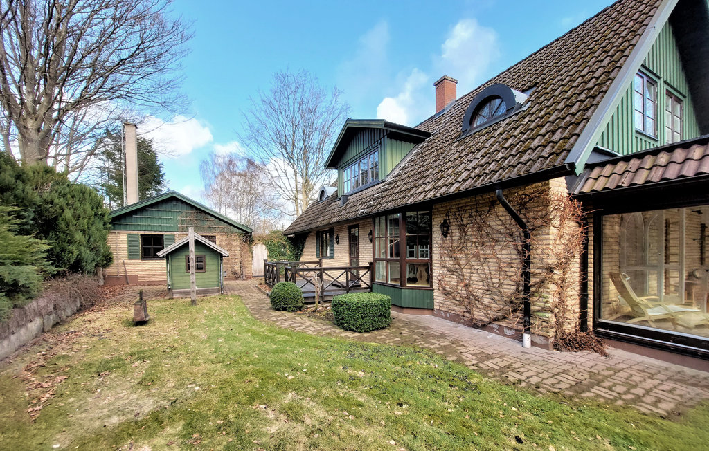 Stuga i Åsljunga, 8 bäddar – bild 2 av 5