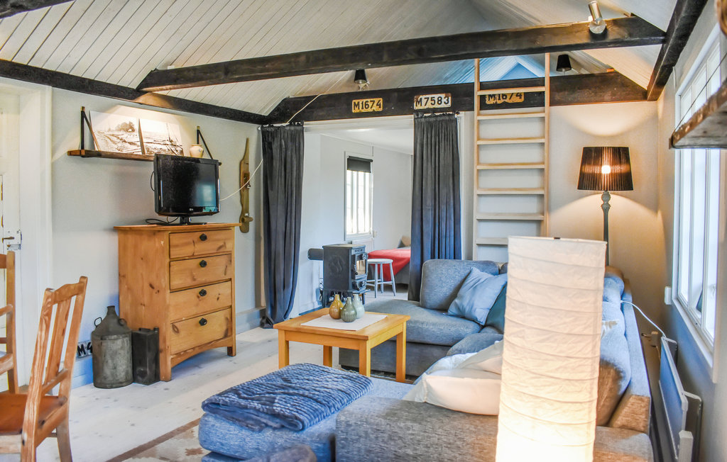 Stuga i Beddingestrand, 5 bäddar – bild 3 av 5