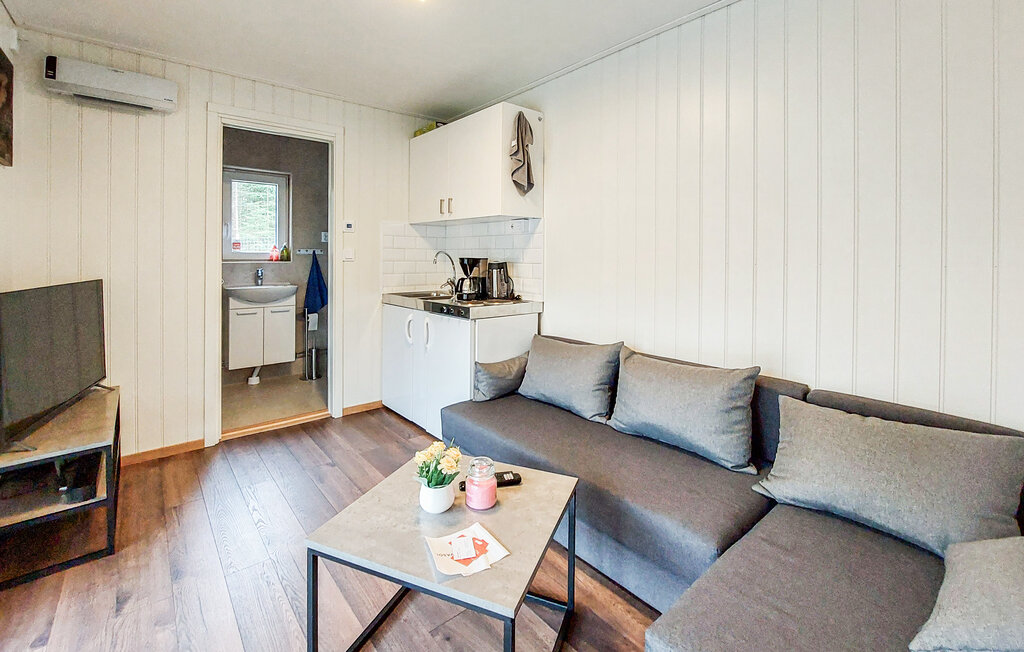 Stuga i Bjärnum, 6 bäddar – bild 4 av 5