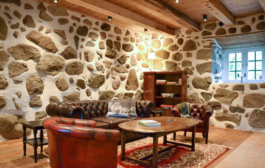 Stuga i Sallerup, 7 bäddar – bild 3 av 5