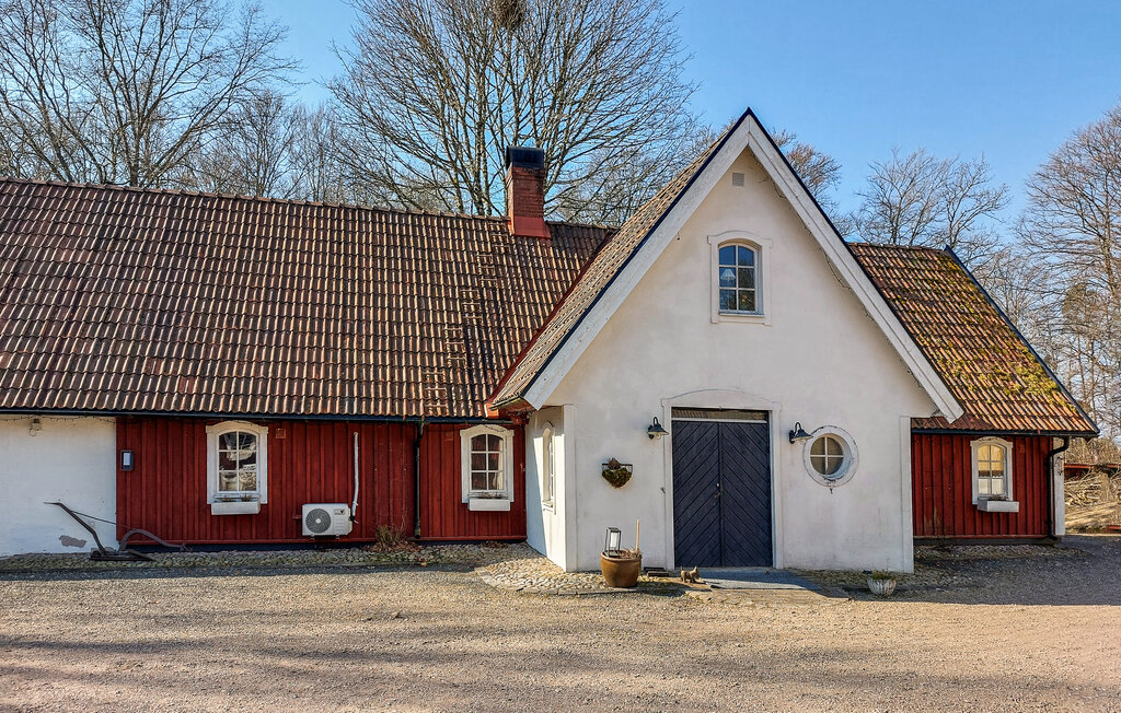 Gård i Ubbalt, 7 bäddar – bild 1 av 5