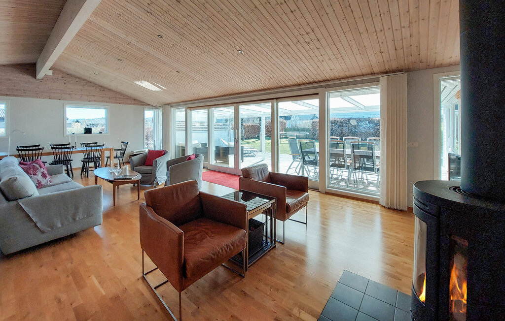 Stuga i Båstad, 10 bäddar – bild 4 av 5
