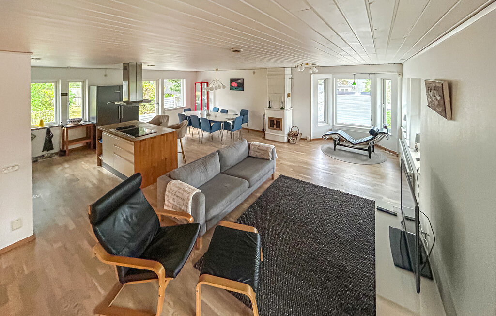 Semesterhus - Åhus , Sverige - S13064 2