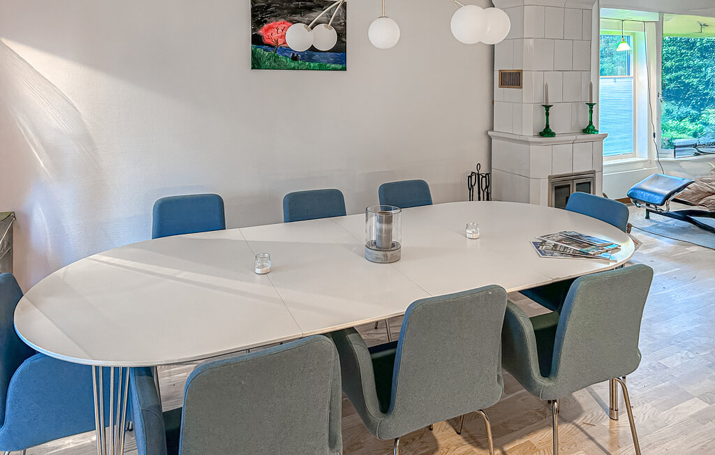 Semesterhus - Åhus , Sverige - S13064 11