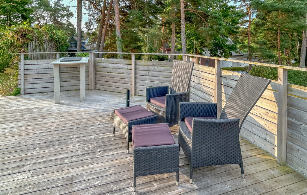 Semesterhus - Åhus , Sverige - S13064 10