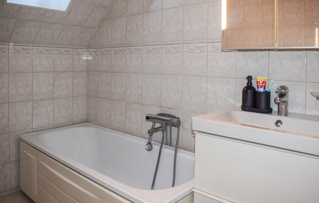 Semesterhus - Simrishamn , Sverige - S13082 21