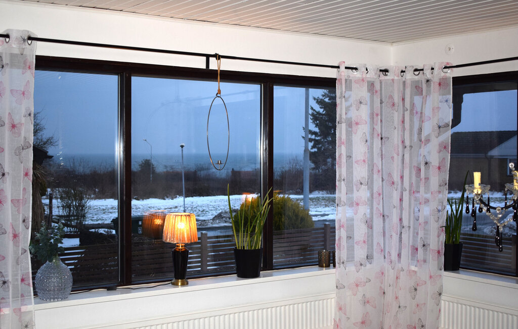 Stuga i Simrishamn, 6 bäddar – bild 2 av 5