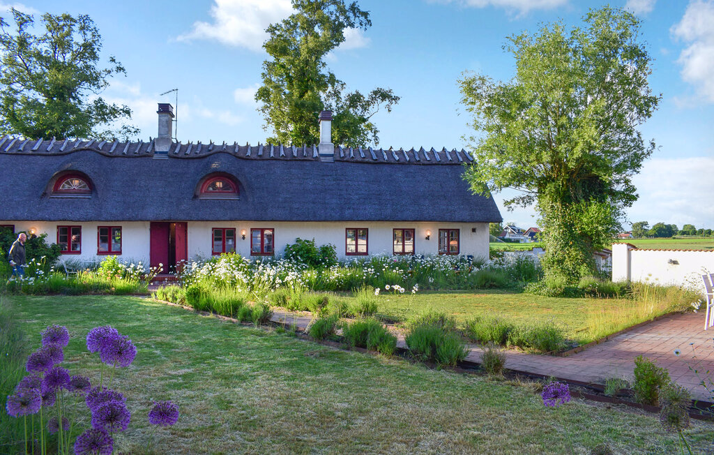 Stuga i Tommarp, 7 bäddar – bild 1 av 5
