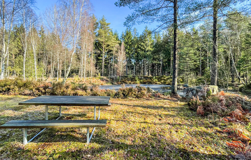 Stuga i Röke, 4 bäddar – bild 2 av 5