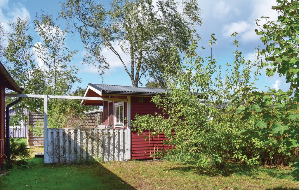 B&B i Skummeslvsstrand, Laholms kommun Aggiungi le date non trasferire mai del denaro e non comunicare allesterno del sito Web o dellapp di Airbnb. B&B i Skummeslvsstrand, Laholms kommun - Pernottamento