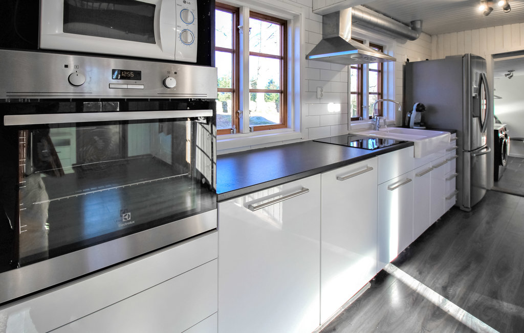 Semesterhus - Hishult , Sverige - S16206 3