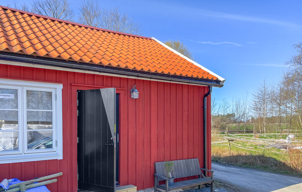 Stuga i Vallda, 4 bäddar – bild 2 av 5
