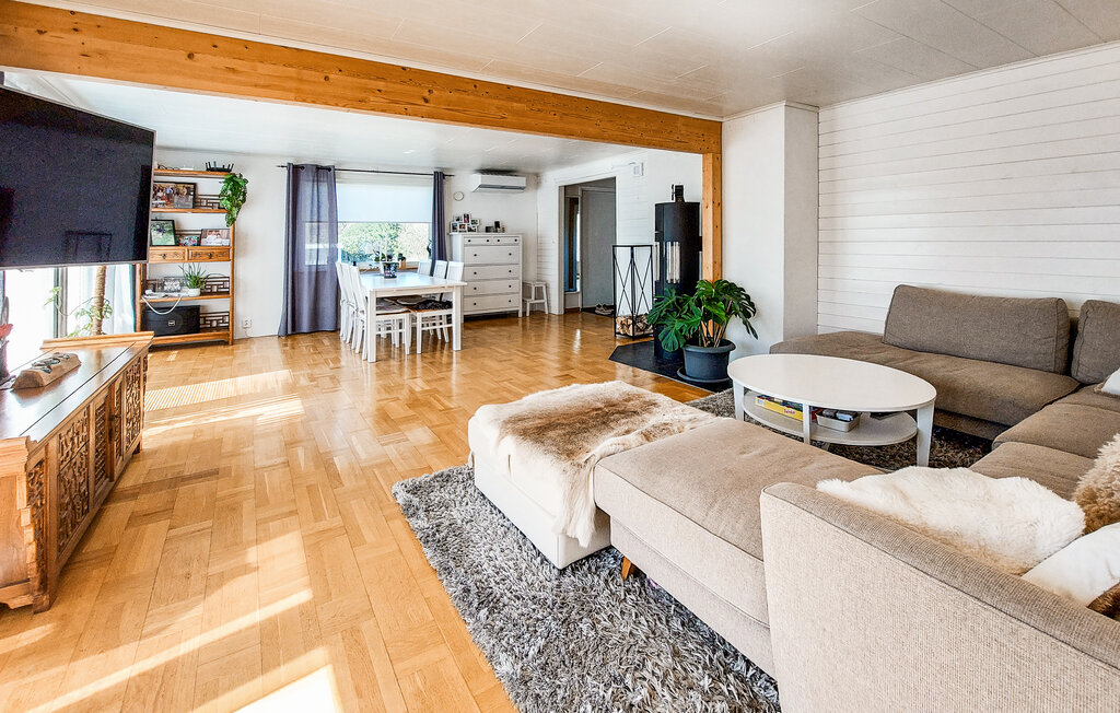 Stuga i Mellbystrand, 6 bäddar – bild 4 av 5
