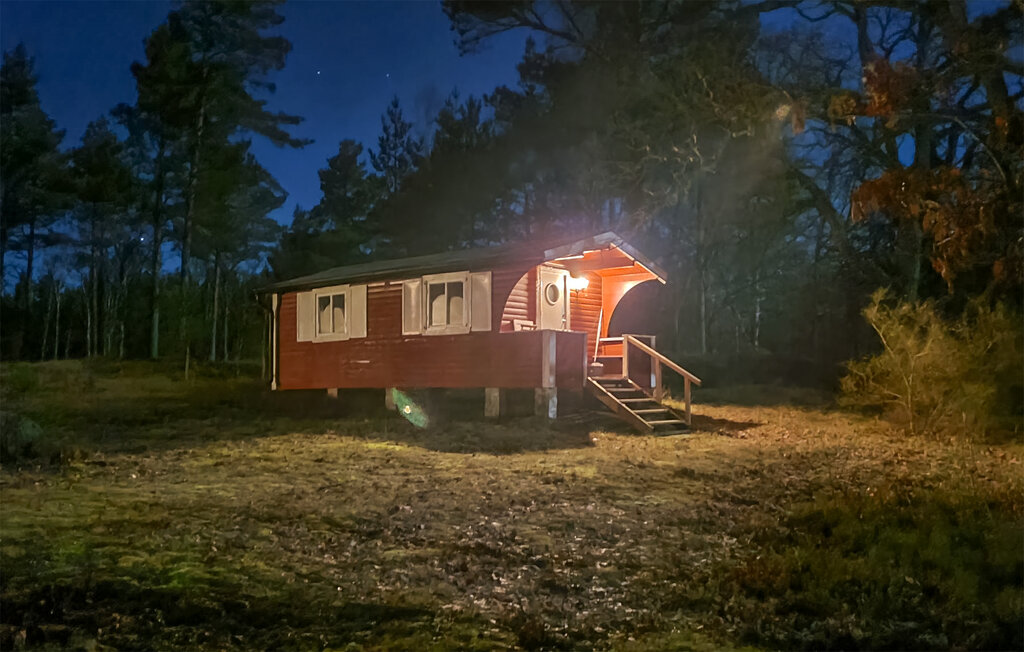 Stuga i Jämjö, 3 bäddar – bild 2 av 5