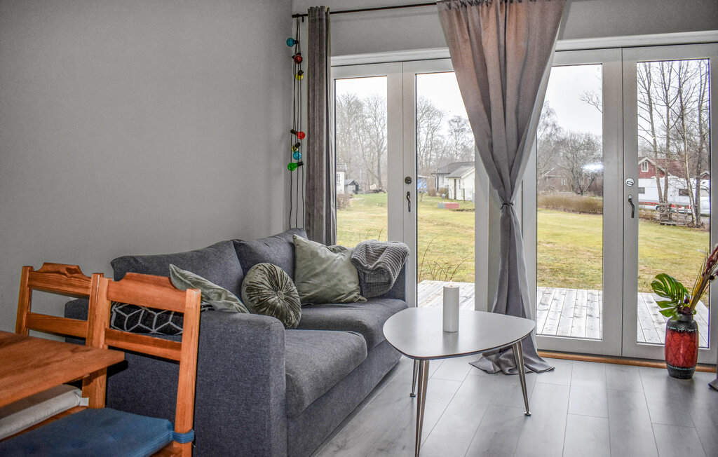 Stuga i Sturkö, 4 bäddar – bild 3 av 5