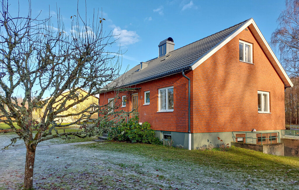 Stuga i Bolmsö, 10 bäddar – bild 2 av 5
