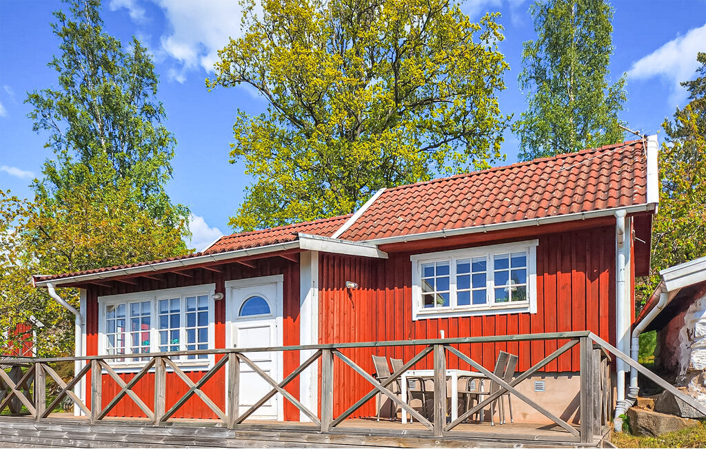 Stuga i Gränna, 6 bäddar – bild 1 av 5