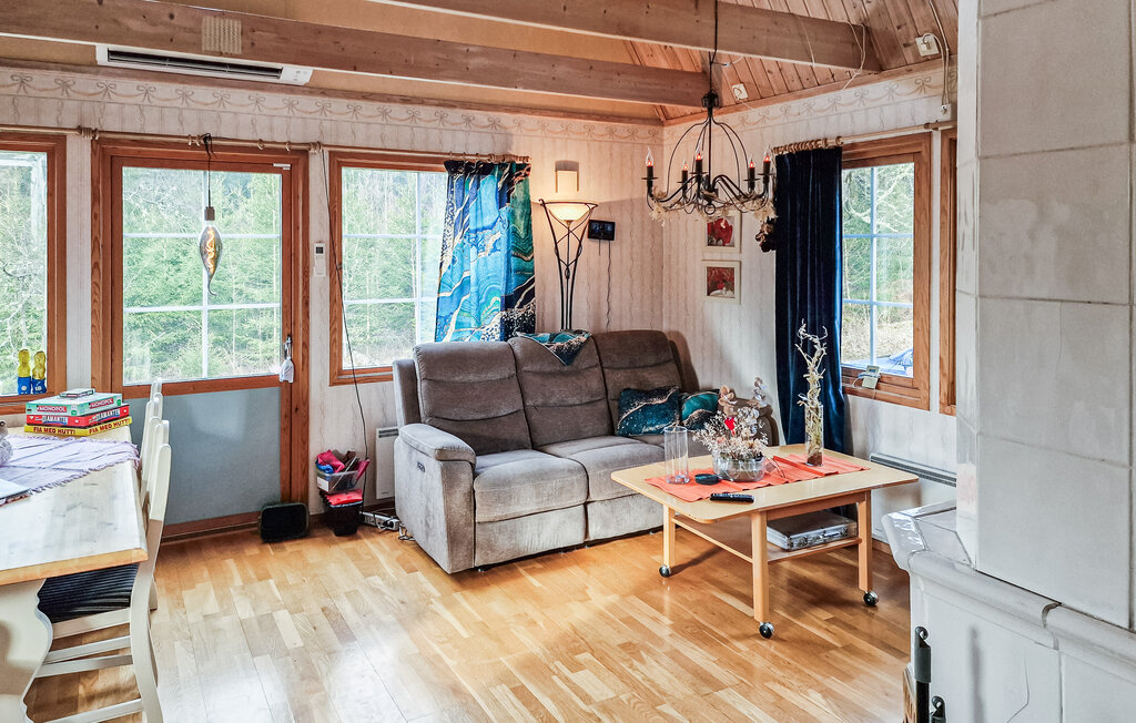 Stuga i Sandhem, 5 bäddar – bild 3 av 5