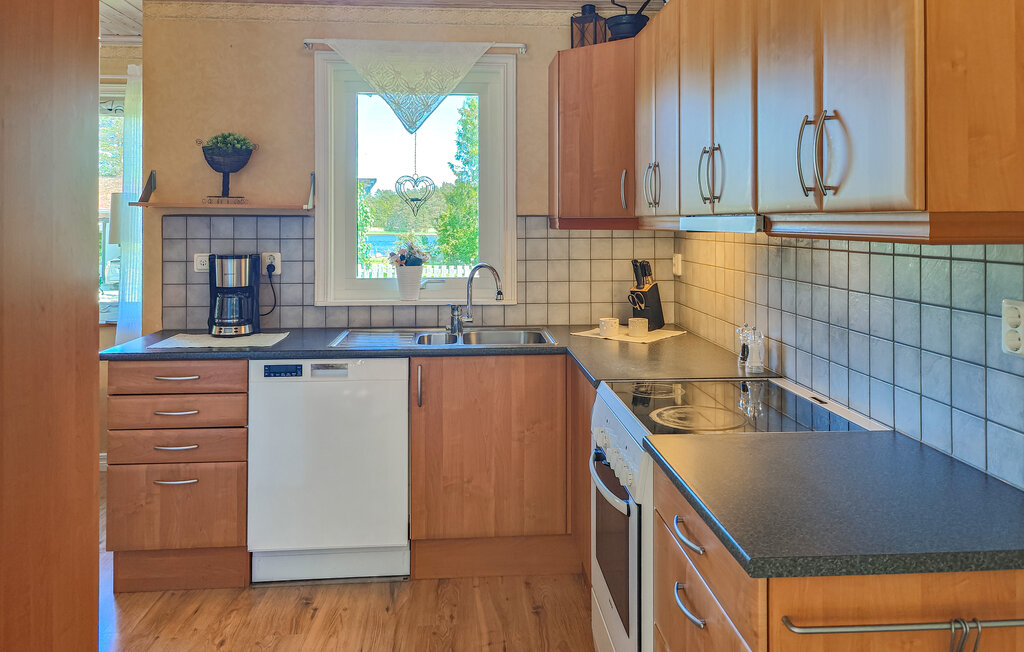 Semesterhus - Kalmar/Rockneby/Mönsterås , Sverige - S35659 11