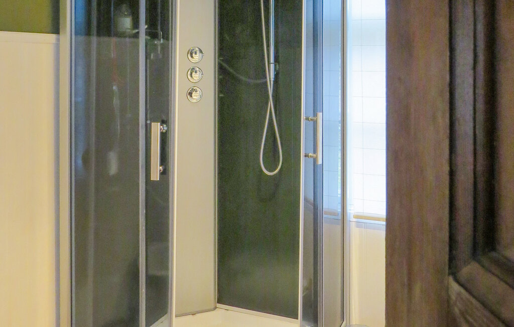 Semesterhus - Emmaboda , Sverige - S35688 16