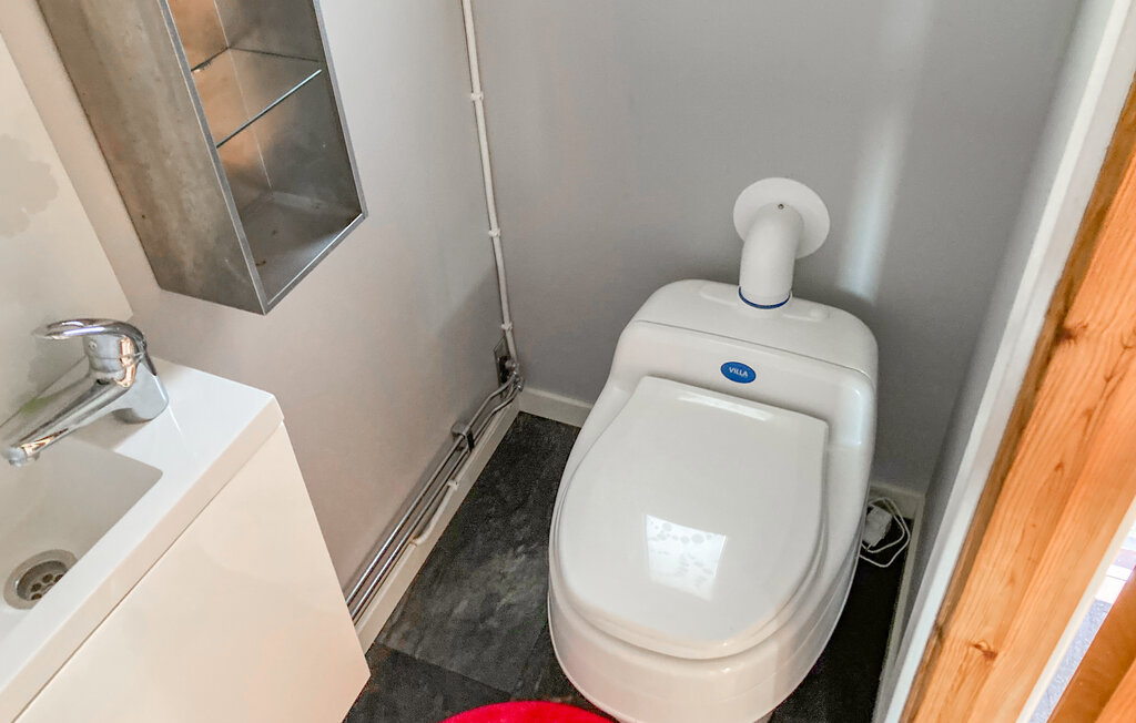 Semesterhus - Högsby/Oskarshamn , Sverige - S35612 26