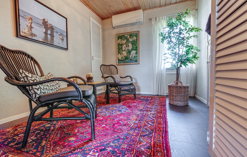 Feriehuse - Hultsfred/Vimmerby , Sverige - S35728 25