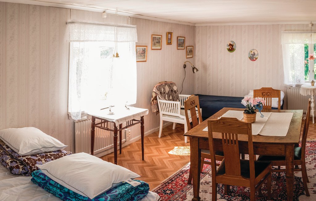 Stuga i Vimmerby, 6 bäddar – bild 4 av 5