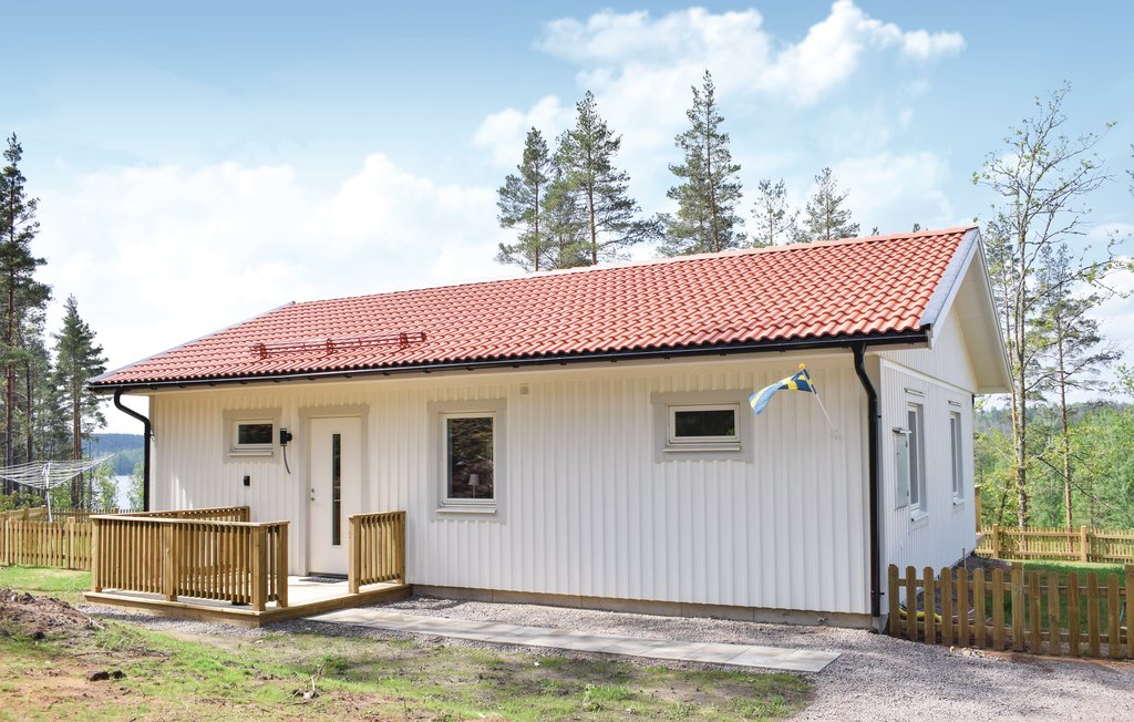 Stuga i Målilla, 5 bäddar – bild 2 av 5