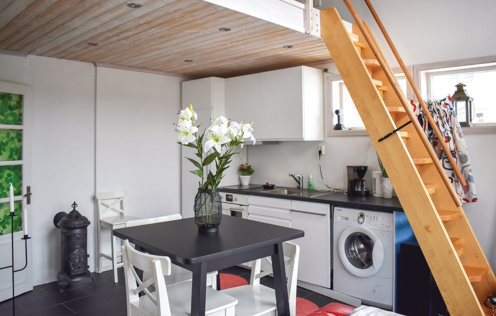 Stuga i Vimmerby, 6 bäddar – bild 4 av 5