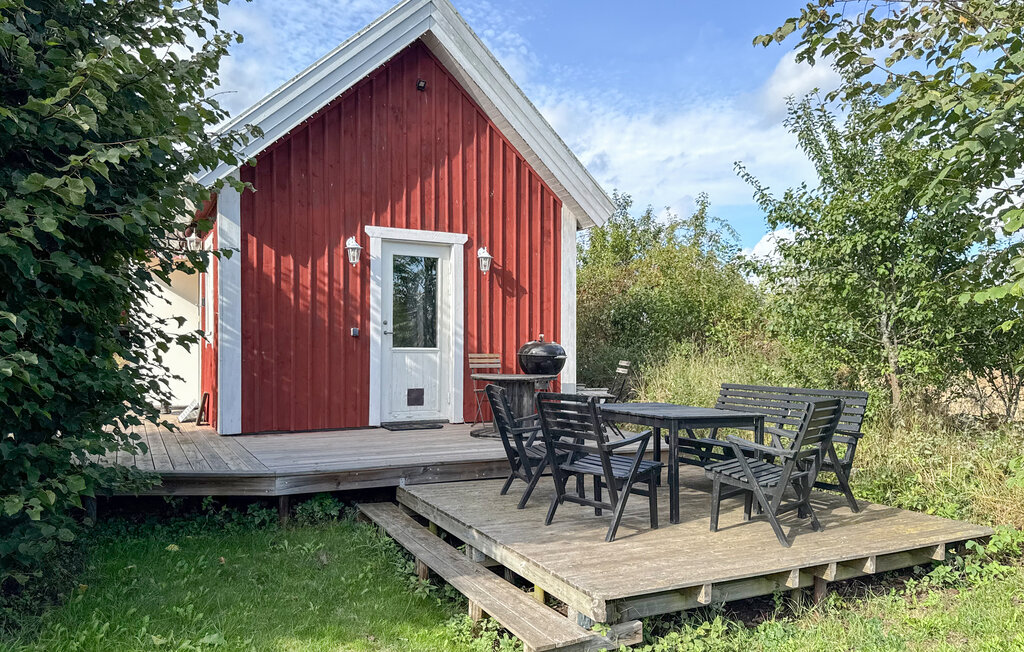 Stuga i Blomstermåla, 2 bäddar – bild 2 av 5