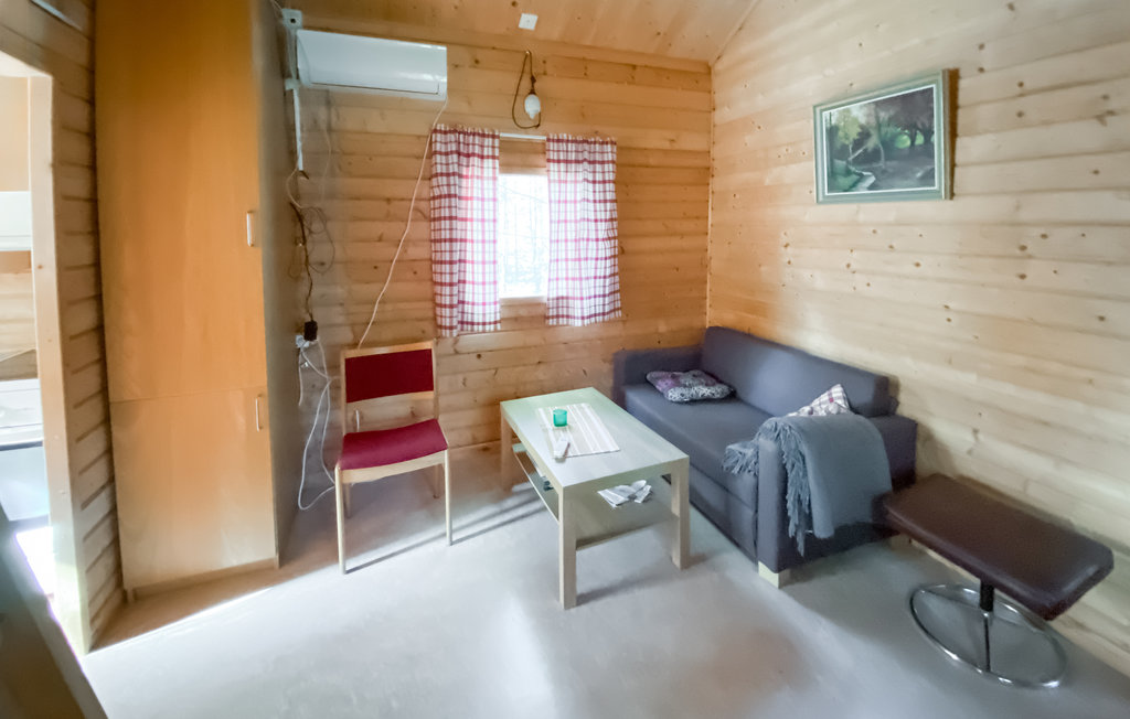 Stuga i Nybro, 4 bäddar – bild 2 av 5