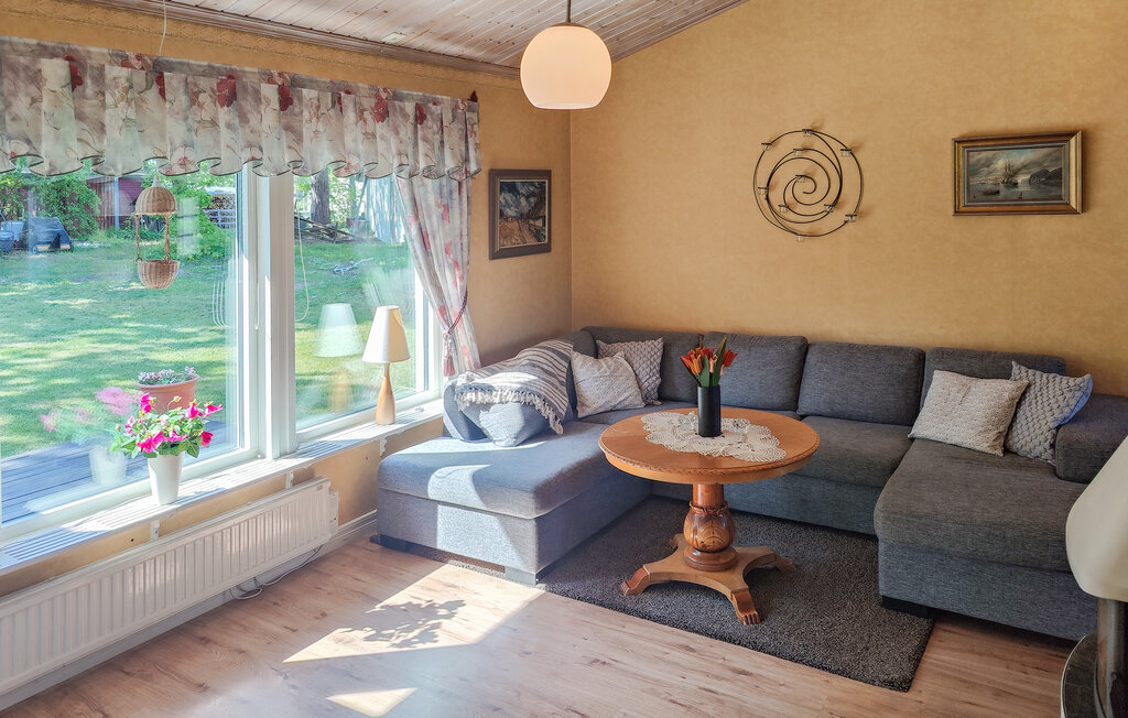 Stuga i Rockneby, 4 bäddar – bild 3 av 5