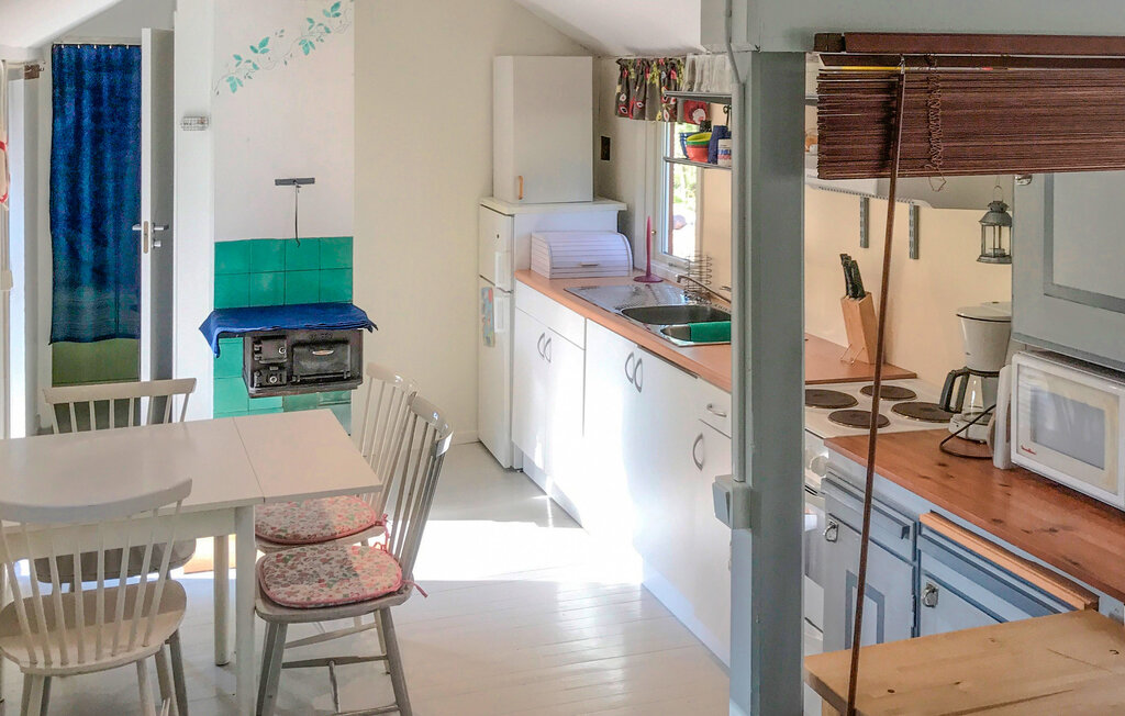 Stuga i Mönsterås, 5 bäddar – bild 3 av 5