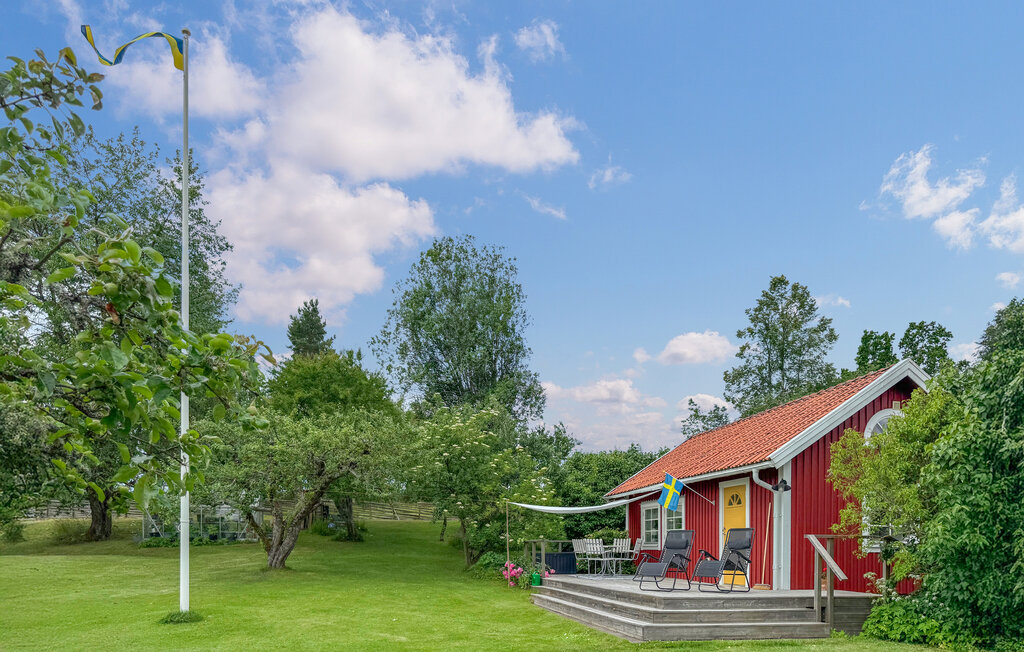 Stuga i Hjorted, 4 bäddar – bild 1 av 5
