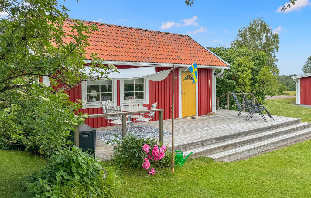 Stuga i Hjorted, 4 bäddar – bild 2 av 5
