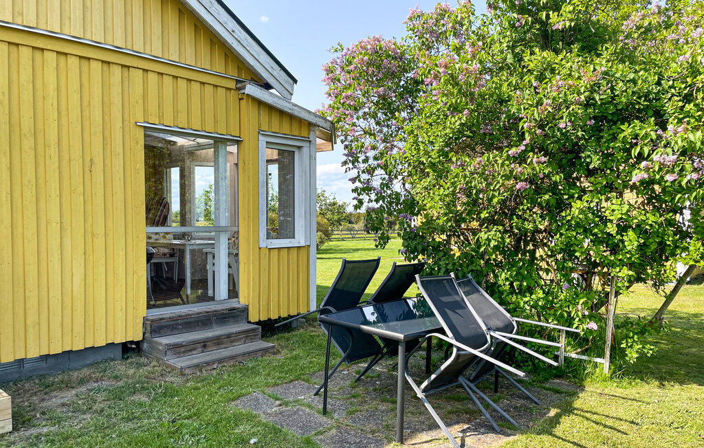 Stuga i Löttorp, 6 bäddar – bild 2 av 5