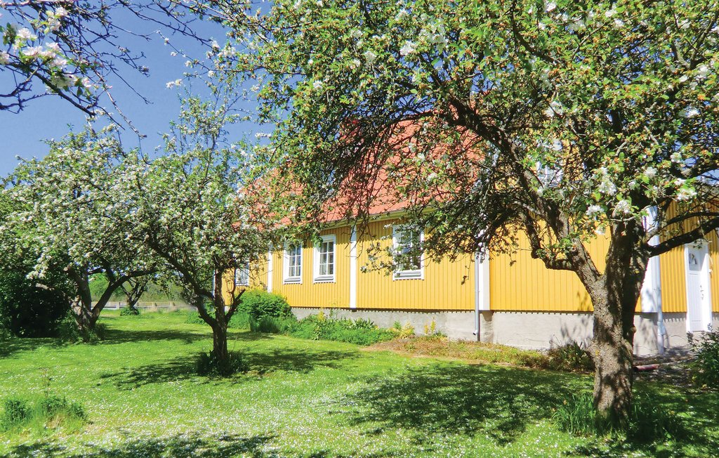 Stuga i Färjestaden, 12 bäddar – bild 3 av 5
