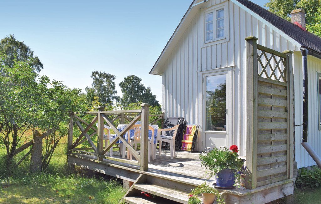 Stuga i Löttorp, 4 bäddar – bild 2 av 5