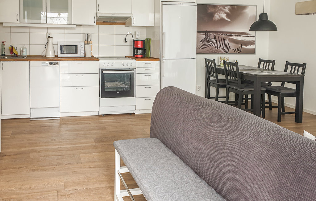 Stuga i Löttorp, 6 bäddar – bild 4 av 5