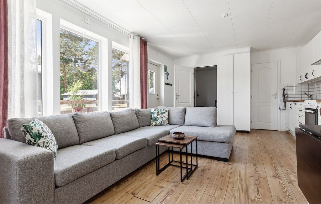 Stuga i Löttorp, 6 bäddar – bild 3 av 5