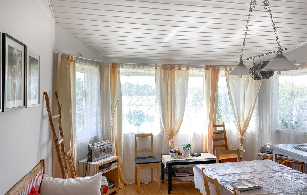 Stuga i Löttorp, 9 bäddar – bild 3 av 5
