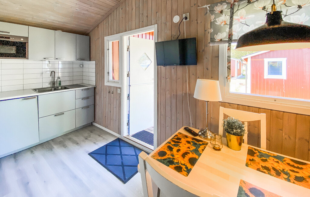 Stuga i Färjestaden, 4 bäddar – bild 3 av 5