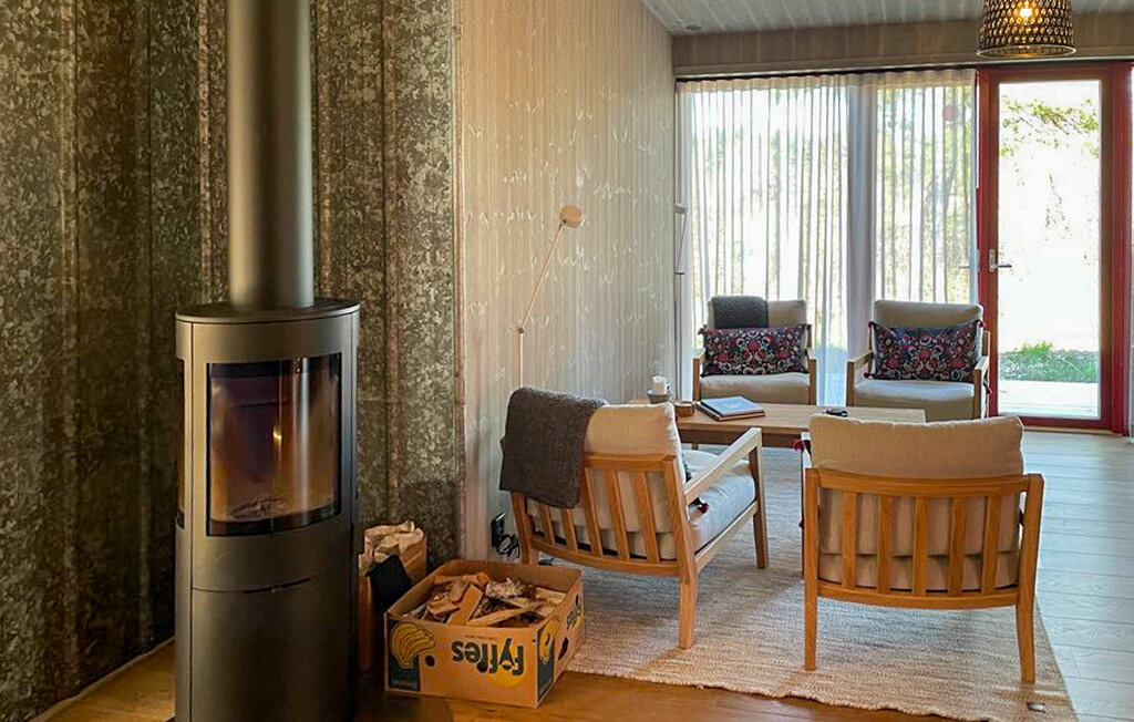 Stuga i Lärbro, 4 bäddar – bild 3 av 5